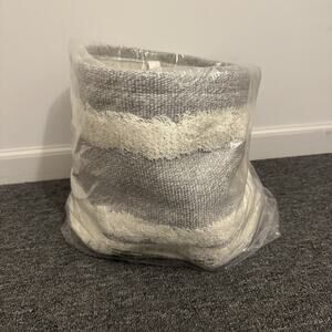 Tufted Canvas Round Storage Bin Cloud Island Gray/Cream Large 14"x12"